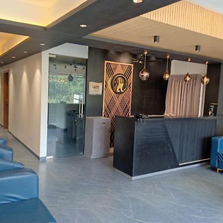 Hotel Suvarnam Residency 아마드나가르 외부 사진