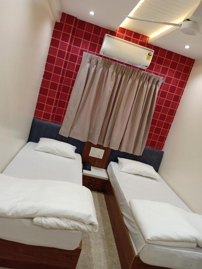 Hotel Suvarnam Residency 아마드나가르 외부 사진