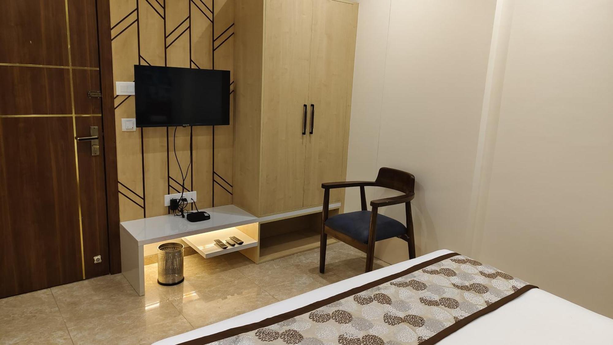 Hotel Suvarnam Residency 아마드나가르 외부 사진